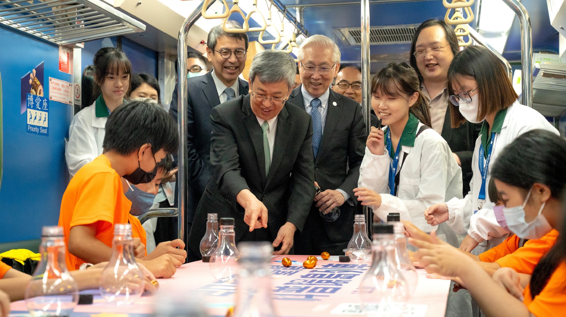 2023臺灣科普環島列車啟航 數位發展部「資安網路」車廂，繪出國家數位安全的智慧未來